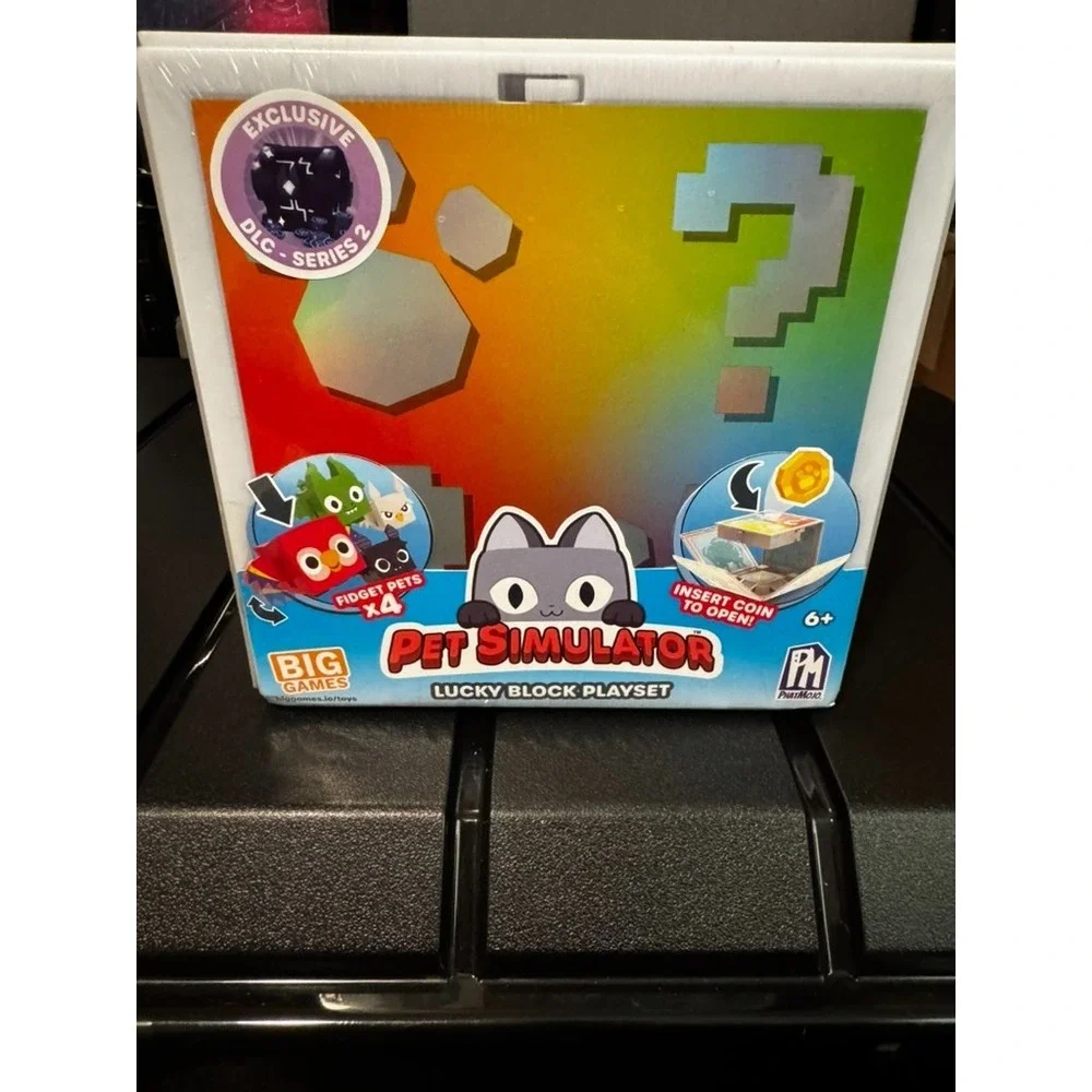 Pet Simulator X Action Figure Playset- Open With Coin‎ (Fidget Action) Brand New